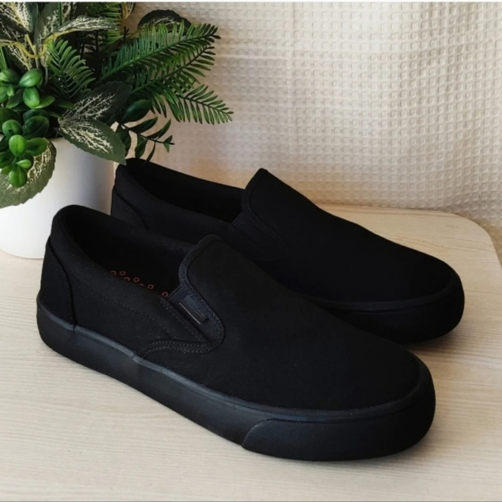 Lugz Men's Black Slip On Shoe Size 10